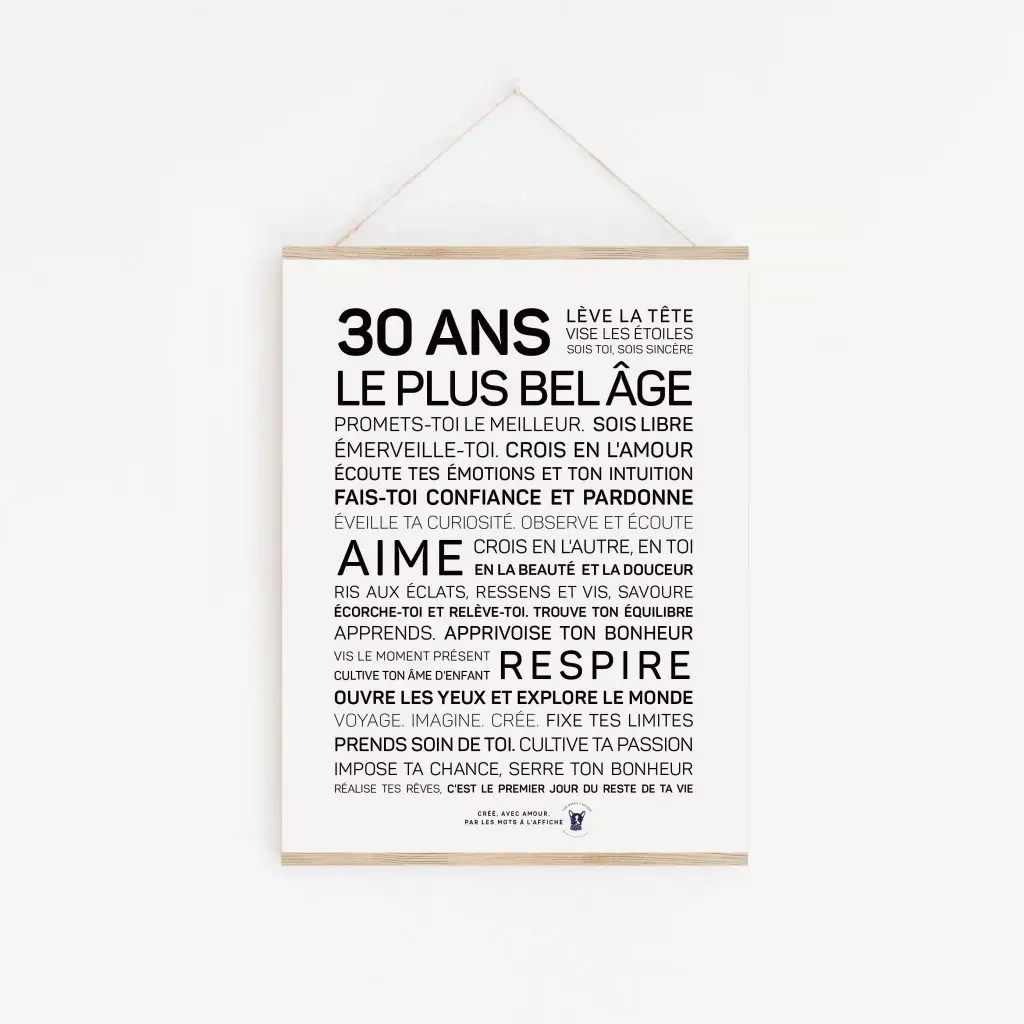 Une affiche en noir et blanc avec la mention 18 ans plus belge.