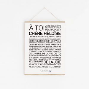 Une affiche en noir et blanc avec les mots "Héloïse" qui vous sont chers.