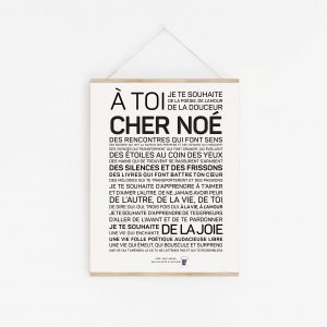 Une affiche en noir et blanc avec la mention "a toi cadeau cheer Noé".
