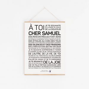 Une affiche en noir et blanc avec la mention "à toi chef Samuel" en guise de Samuel.
