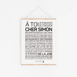 Une affiche en noir et blanc avec les mots "à toi cher Simon" - un cadeau parfait pour Simon.