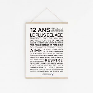 Une affiche 12 ans avec les mots plus belge.