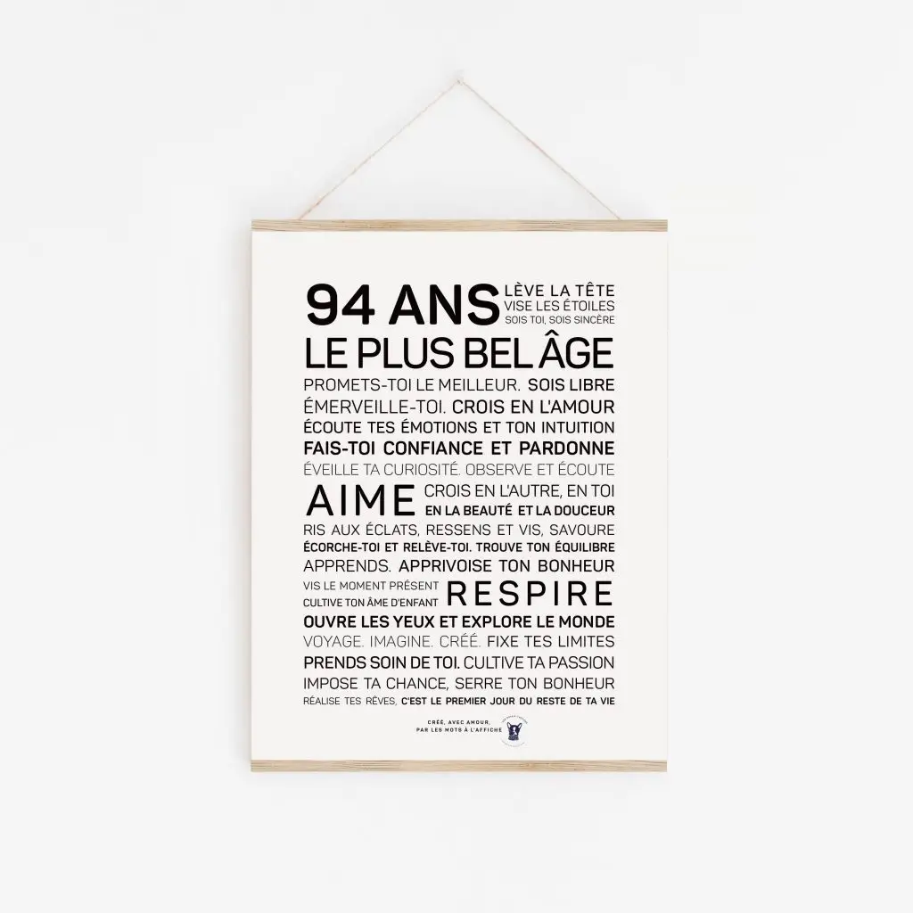 Une affiche cadeau en noir et blanc avec les mots 94 ans.