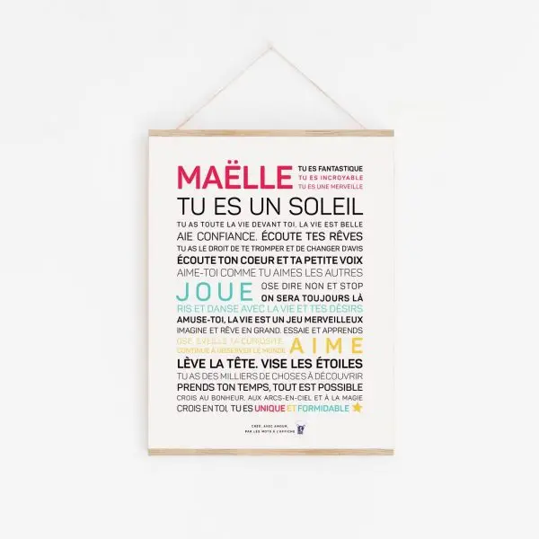 Une idée de cadeau : un Modèle 4 : Brille, tu es un soleil avec les mots 'maelle tu un soie'.