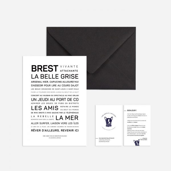 Une enveloppe noire avec le mot « brest » et la phrase « idée cadeau ».