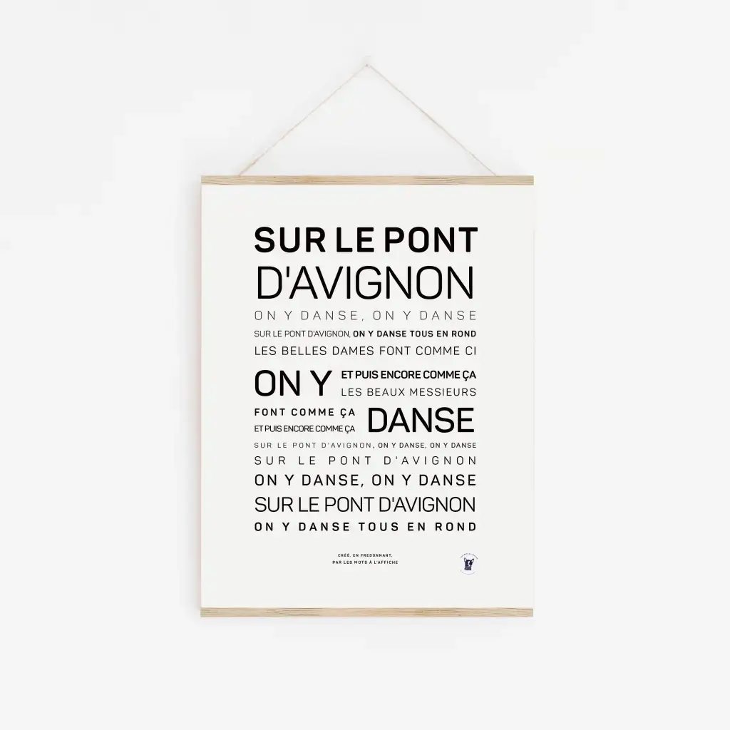 L'affiche « Sur le pont d'Avignon » présente des paroles françaises minimalistes en noir sur fond blanc, suspendues par une fine ficelle - une idée unique et un cadeau d'art mural parfait pour les mélomanes ou les francophiles.